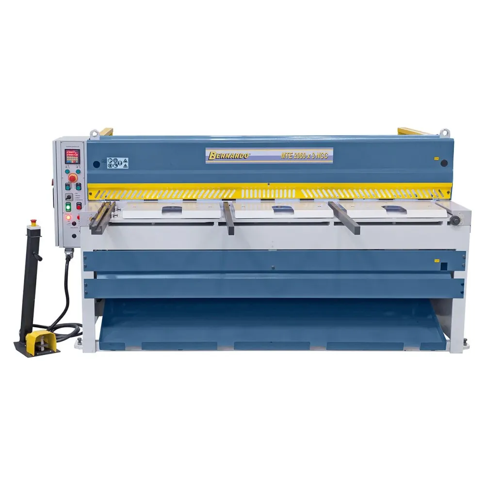 BERNARDO Motorische Tafelschere – Modell MTE 1560 x 3 NCC