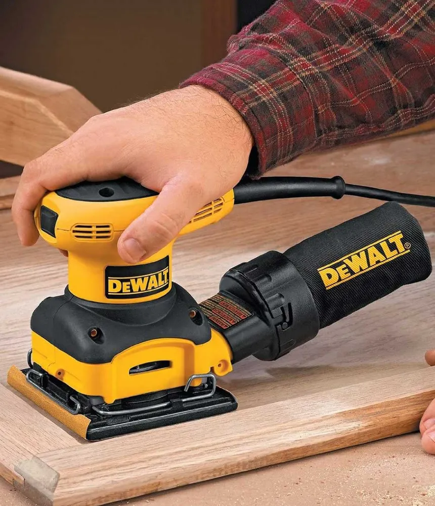 Dewalt DWE6411 Exzenterschleifer - 230 W 1/4 Blatt